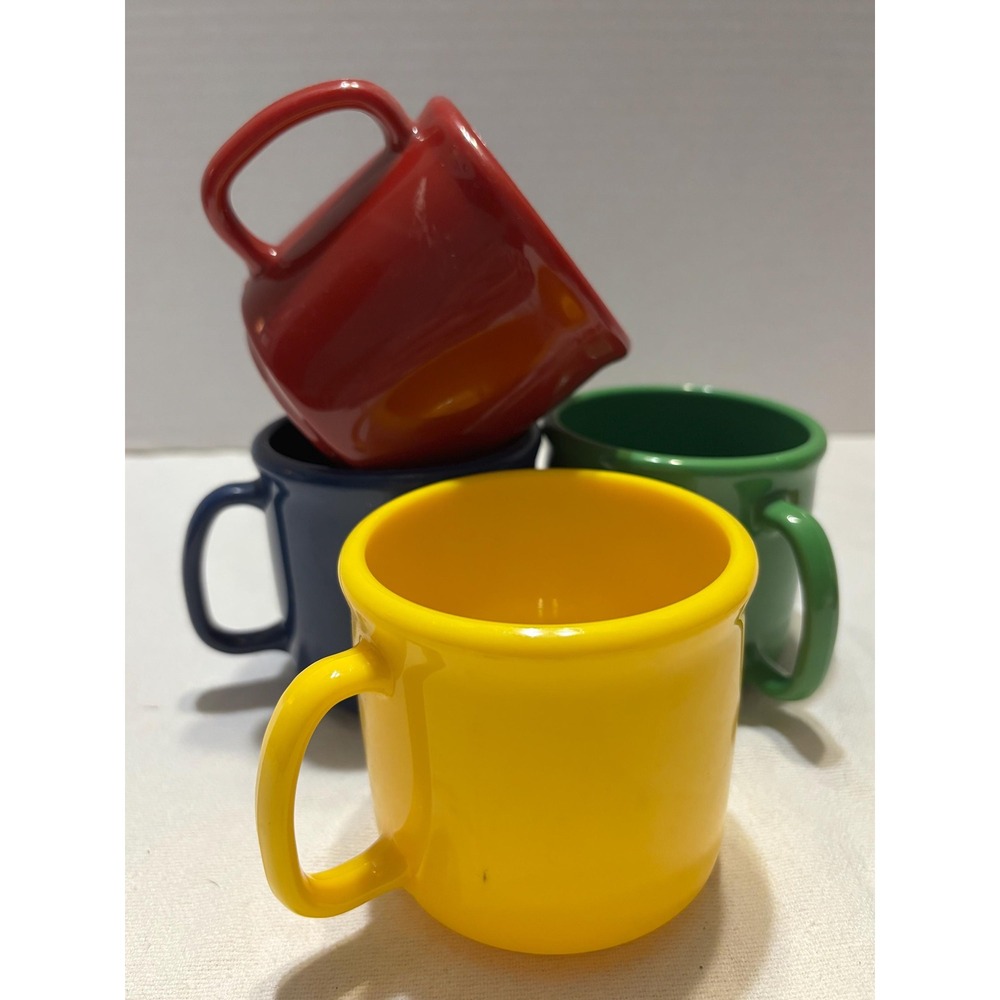 Set of 4 Unmarked Heavy Plastic Mugs